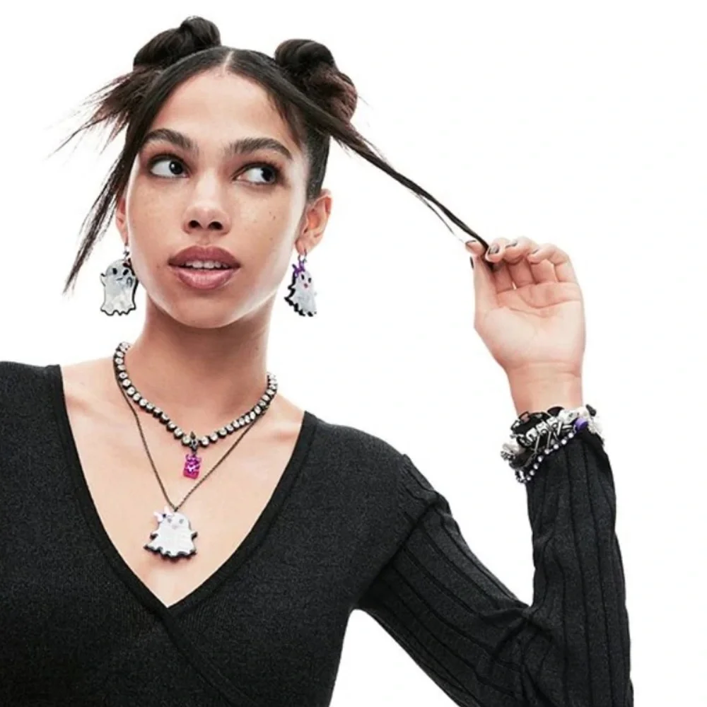 ‼️ LAST PAIR Betsey Johnson Mismatch Ghost Drop Earrings - Picture 11 of 12